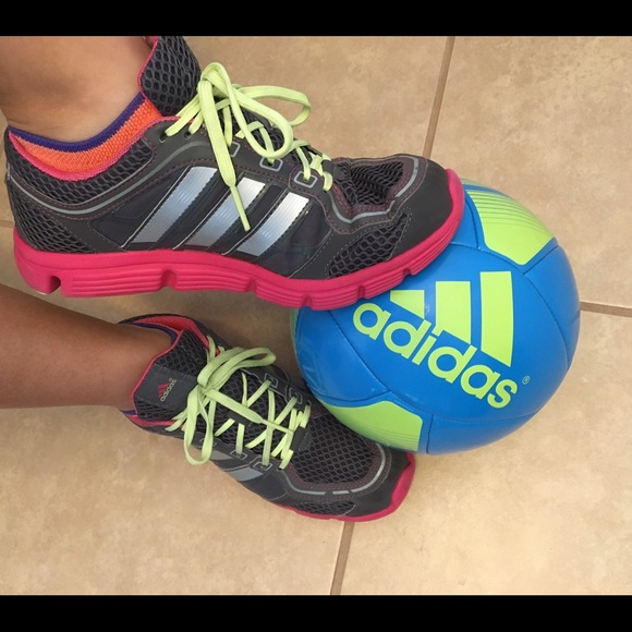 Adidas Jett Breeze