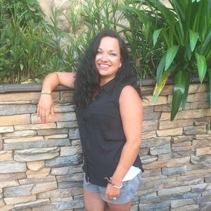 Meet your Posher, Rebecca