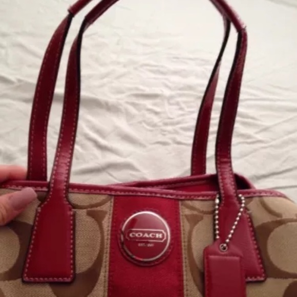 Coach purse - Picture 2 of 5