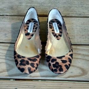Steve Madden Leopard Flats