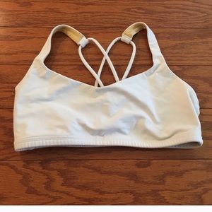 White Lululemon sports bra size 6