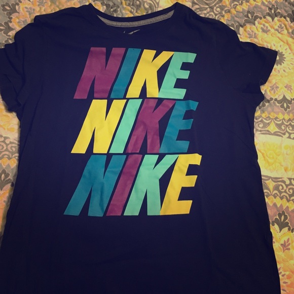 Nike regular fit shirt