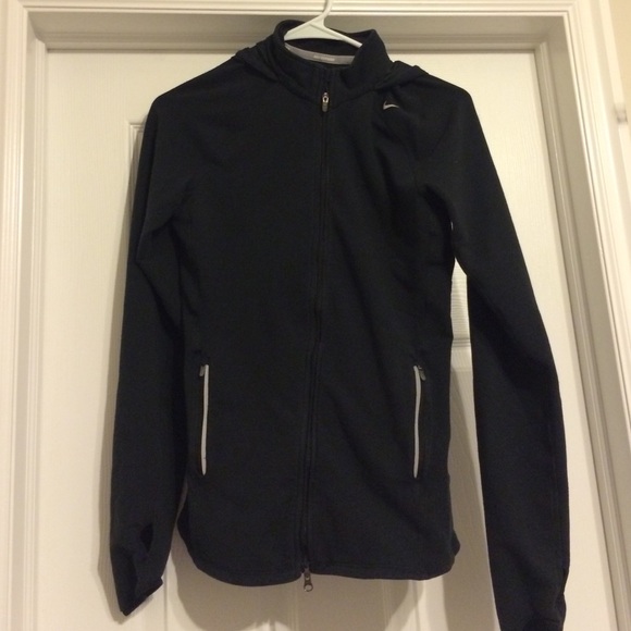 Nike Dri-fit black hoddie jacket. Size s.