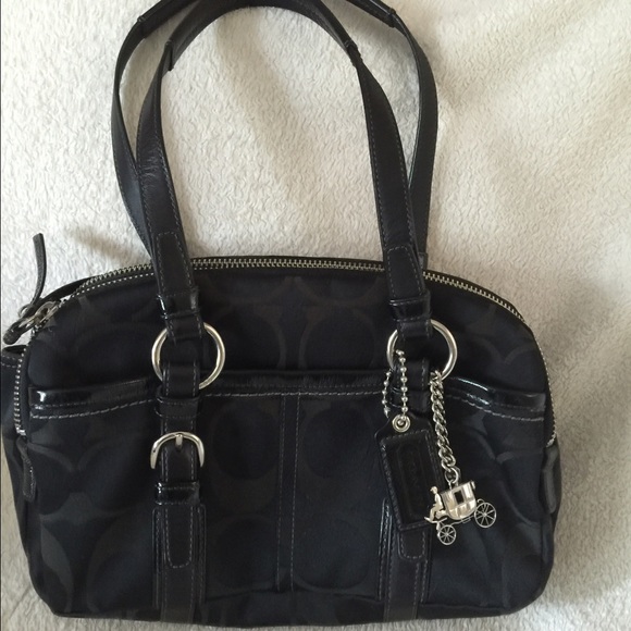 Coach soho black signature satchel 12680