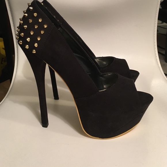 Forever 21 Shoes - Forever 21 open toed pumps with gold spikes
