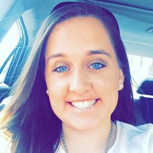 Meet your Posher, Kara