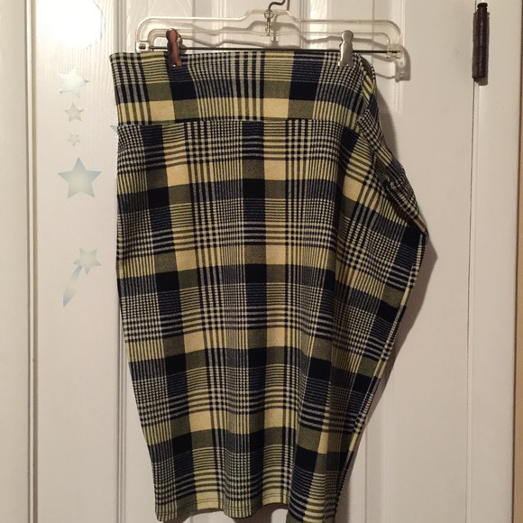 LuLa Roe Cassie Skirt