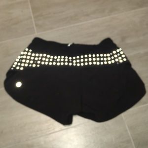 lulu lemon reflecting running shorts