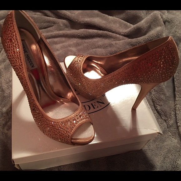 Steve Madden heels