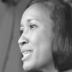 Meet your Posher, Lorrie