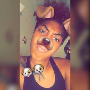 Meet your Posher, Delvonna