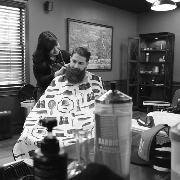 Meet your Posher, Hannah