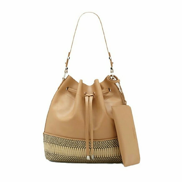 !!SALE!! VINCE CAMUTO LEILA DRAWSTRING BUCKET BAG - Picture 1 of 4