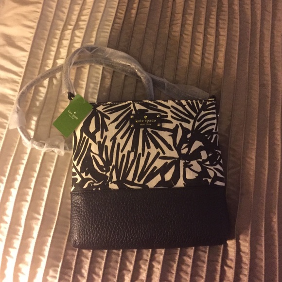 Kate Spade ♠️ Crossbody purse