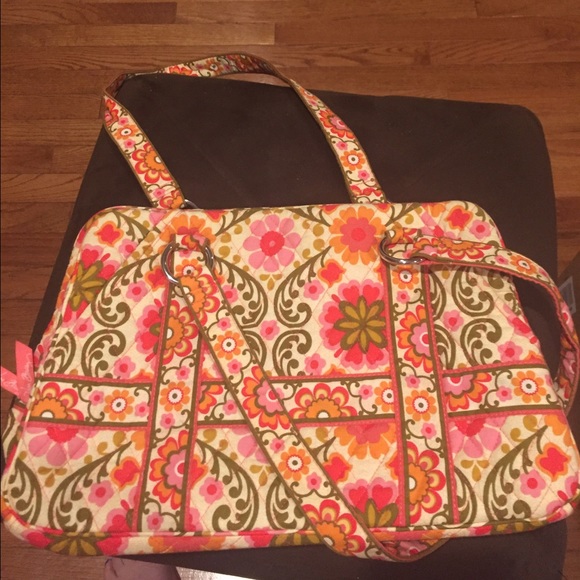 Like nwot Vera Bradley squared away folkloric - Picture 1 of 4
