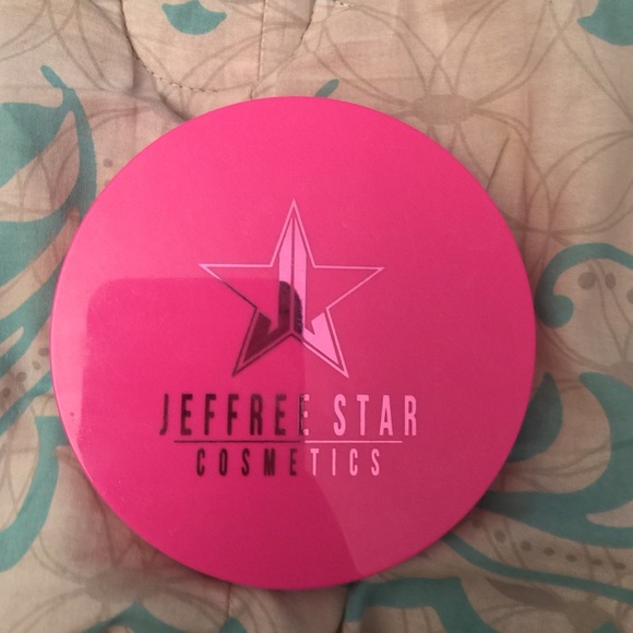 Jeffree star Skin frost highlight