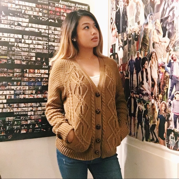 BROWN CARDIGAN