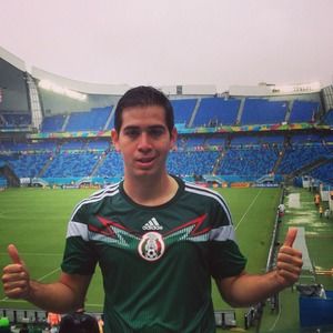 Meet your Posher, Victor