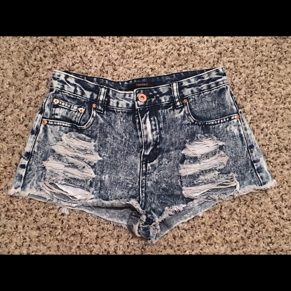 High waisted denim shorts - Picture 4 of 4