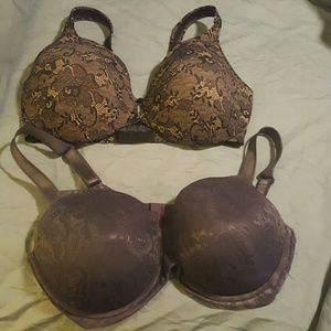 Two very gently used Bali size 38 DD bras.