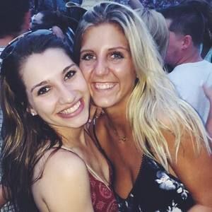 Meet your Posher, Amelia