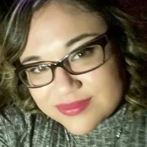 Meet your Posher, Melanie