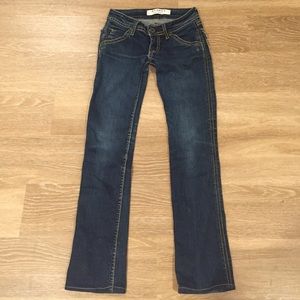 Hudson straight leg jeans size 24 small patch