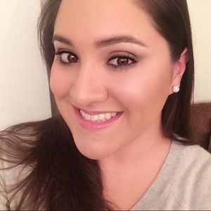 Meet your Posher, Nikki