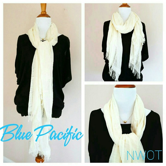 CLOSET CLOSING! NWOT Linen Blend Cream Scarf