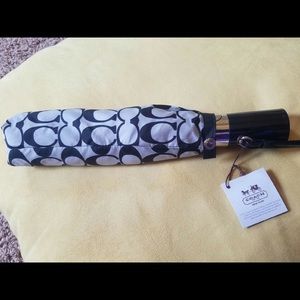 Coach umbrella