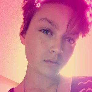 Meet your Posher, Kaitlyn