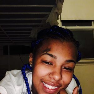 Meet your Posher, Bleuhair