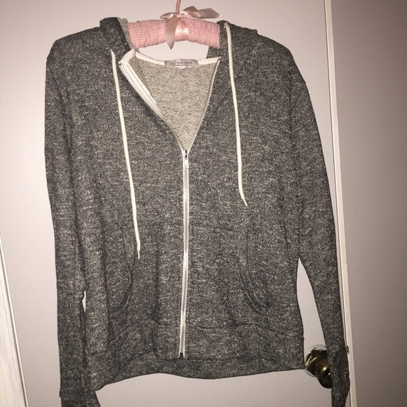 Cute, comfy, lightweight, grey zip up hoodie!