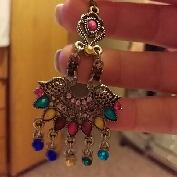 NWT Antiqued Bronze Ornate Jeweled Bird Earrings - Picture 2 of 2