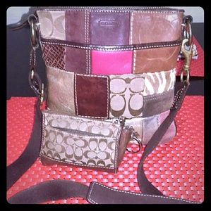 GOOD CONDITION PATCH WORK CROSS BODY COACH PURSE