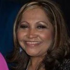 Meet your Posher, Josefa