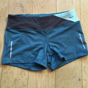 NIKE Tight Workout Shorts