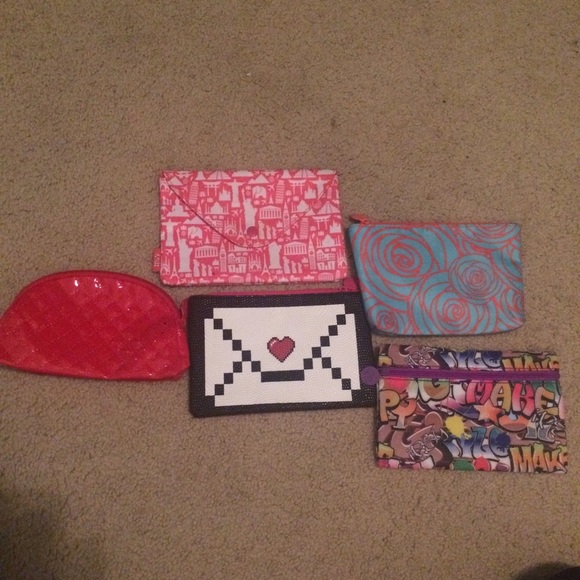 IPSY MAKEUP BAG LOT