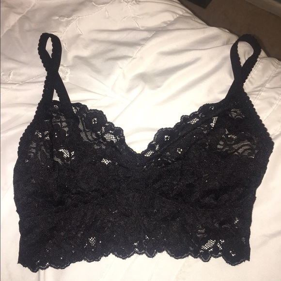 black bralete