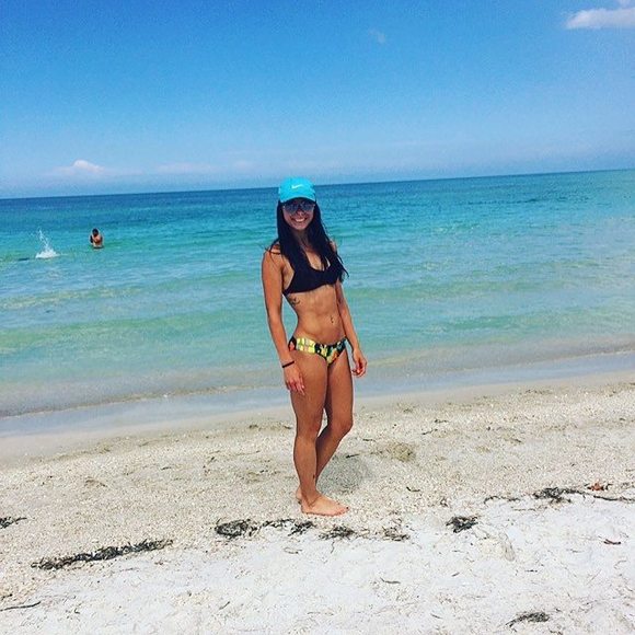 Meet your Posher, Dani - Picture 1 of 1