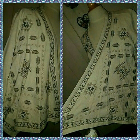 🌈SOLD💰 Lucky Brand Aztec Embroidered boho top - Picture 4 of 6