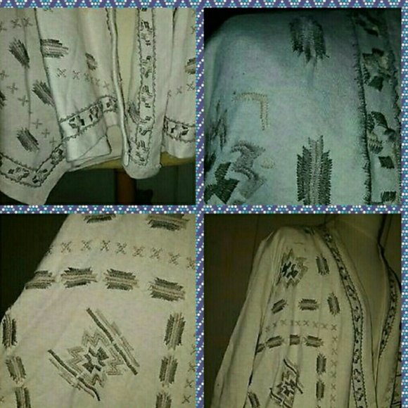 🌈SOLD💰 Lucky Brand Aztec Embroidered boho top - Picture 5 of 6