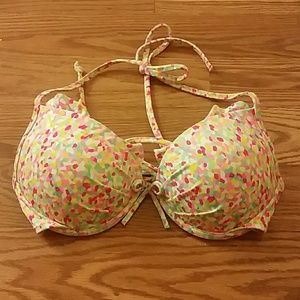VS fabulous bikini top.