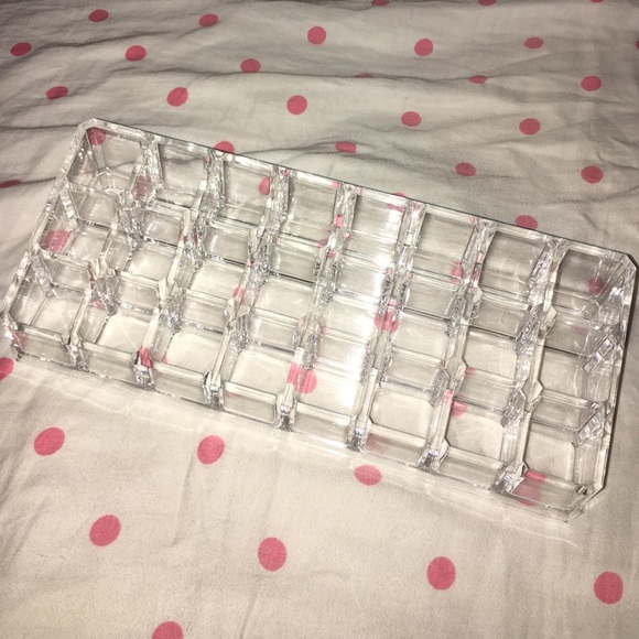 Acrylic lipstick holder