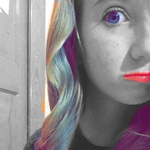 Meet your Posher, Velora