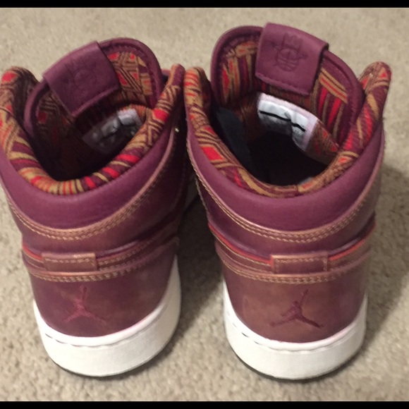 2014 Black History Month Air Jordan I Mid Maroon - Picture 2 of 4