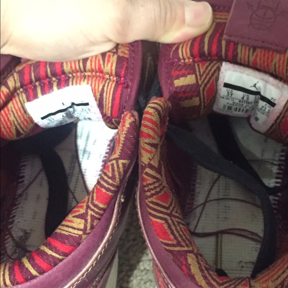 2014 Black History Month Air Jordan I Mid Maroon - Picture 4 of 4