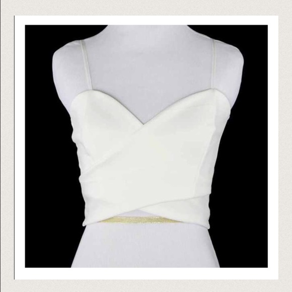 White crop top - Picture 5 of 5