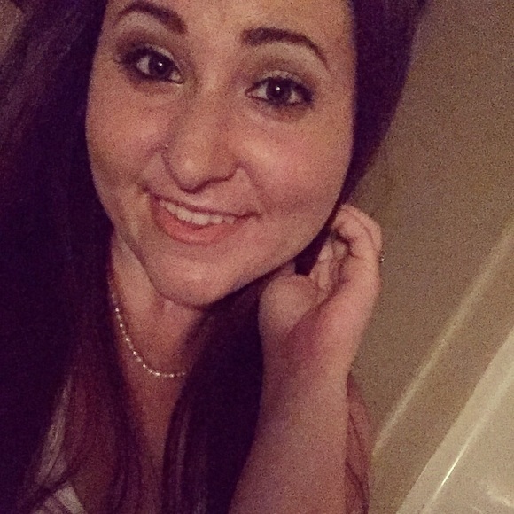 Meet your Posher, Allie