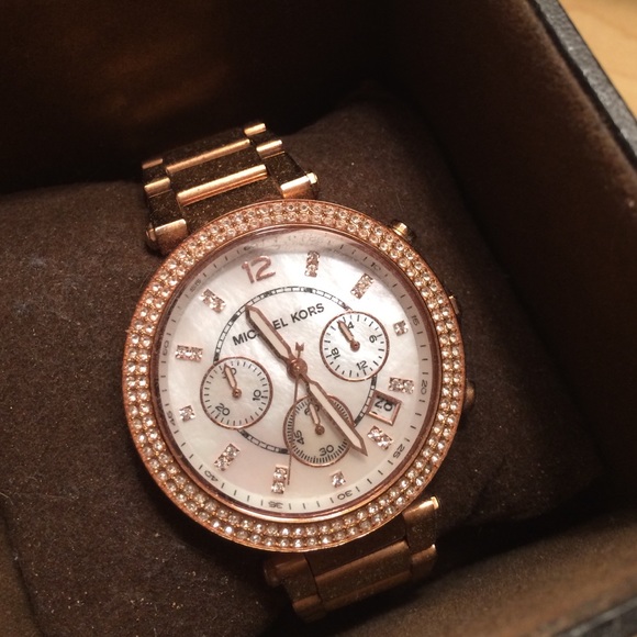 Michael Kors rose gold watch